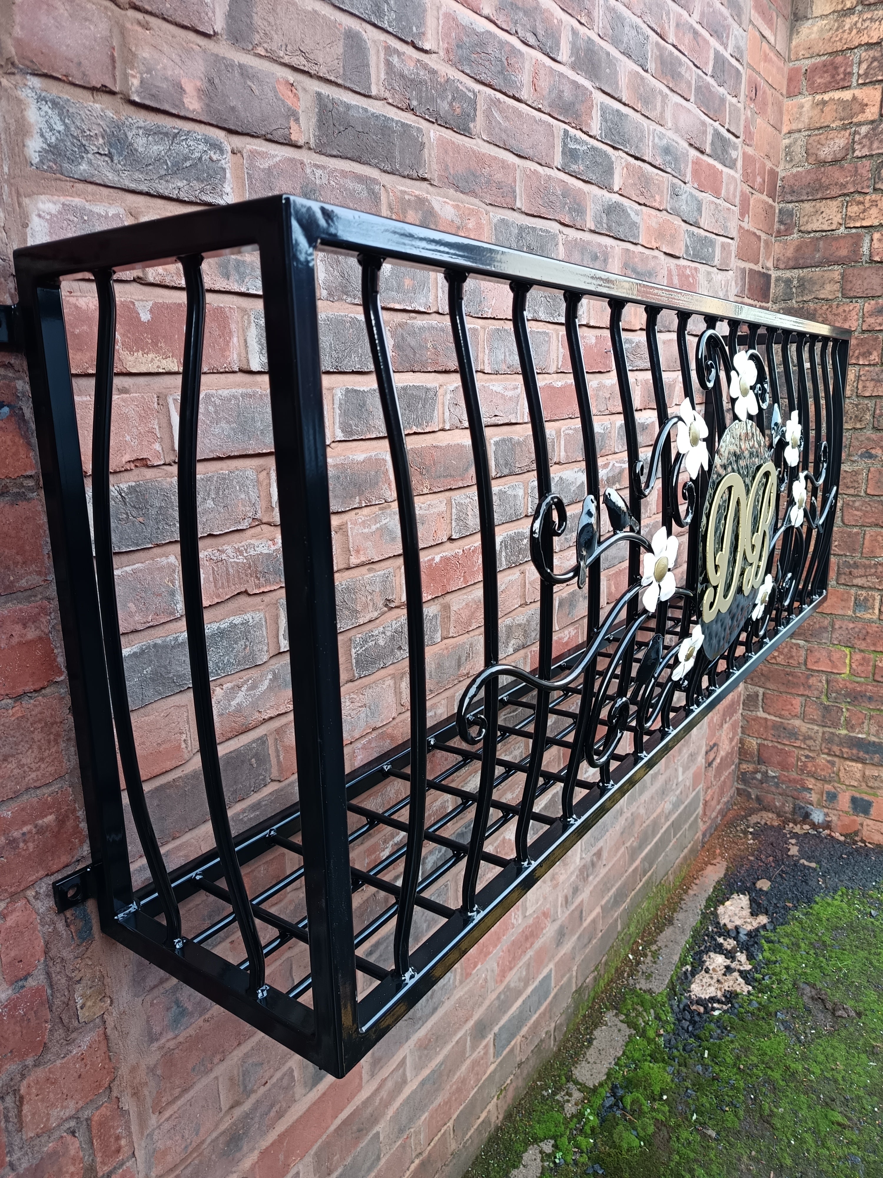 Hand Forged Metal Wall Planter Basket - Elegant Scroll Design - Personalised. 41
