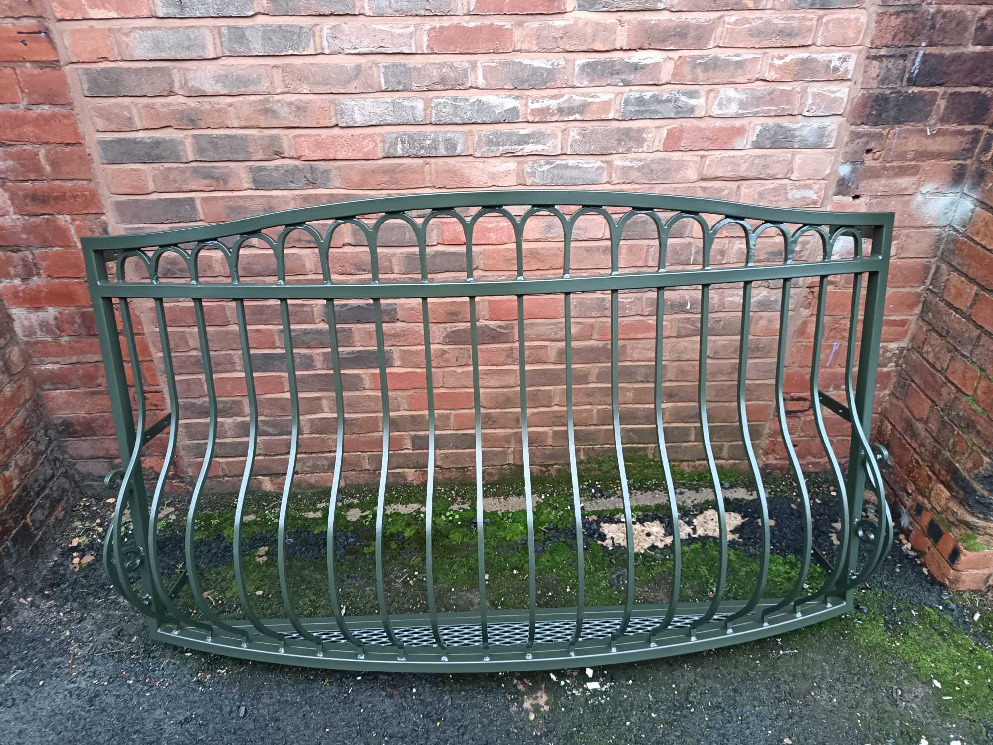 Bespoke Wrought Iron Juliet Balcony with Mesh Floor. 23