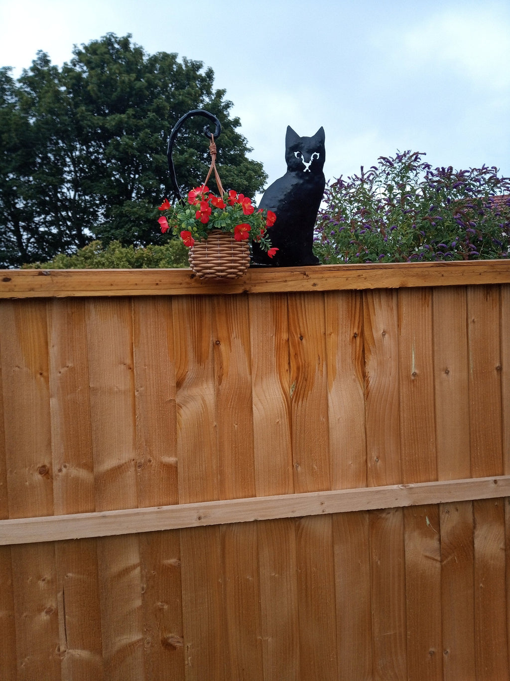 Metal Garden Decor -  Fence top Cat