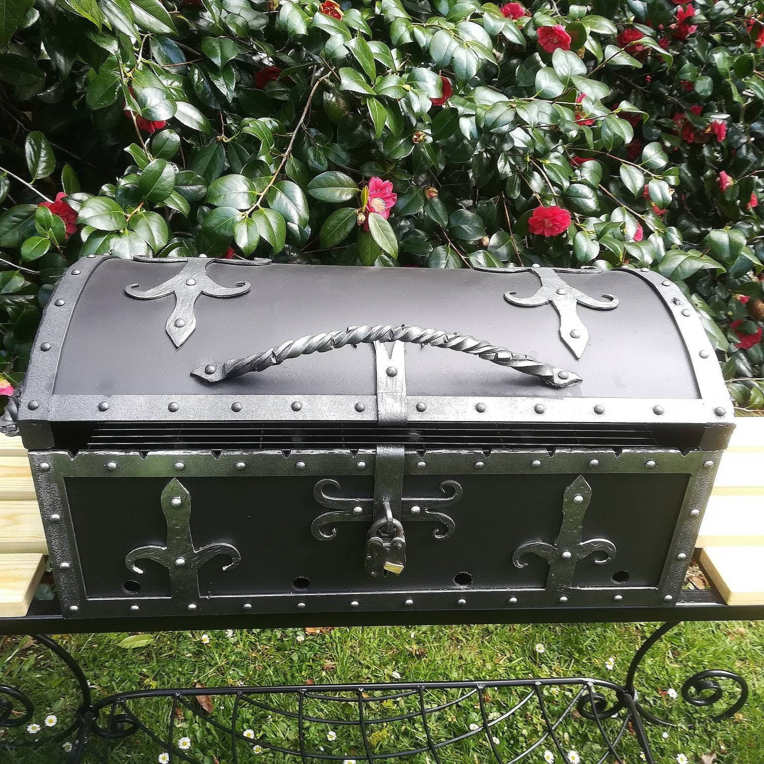 Handmade Unique design Heavy duty Barbecue grill Treasure Chest