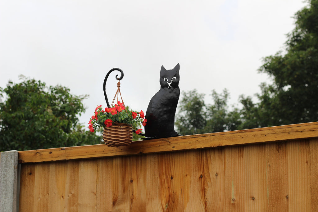 Metal Garden Decor -  Fence top Cat