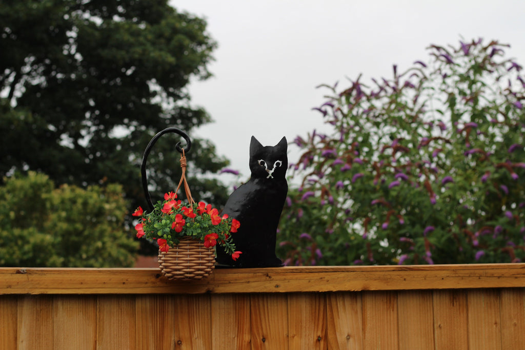 Metal Garden Decor -  Fence top Cat