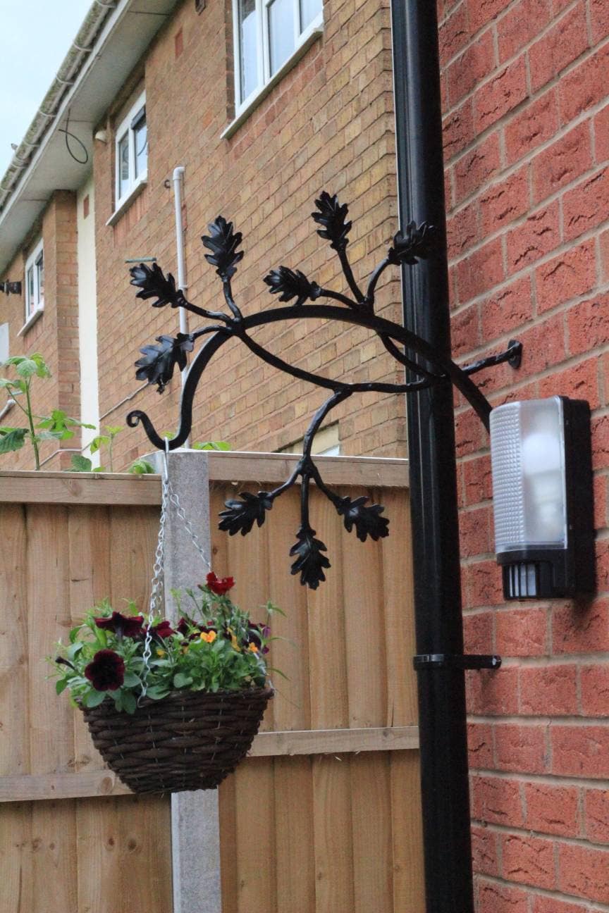 Metal Flower Pot Basket Hanger - Unique Garden decor. 42