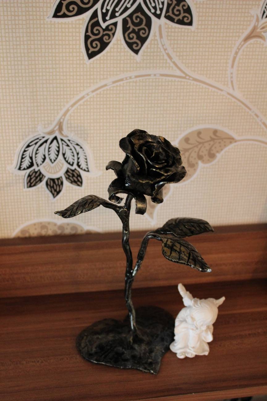 Hand forged metal wrought iron roses