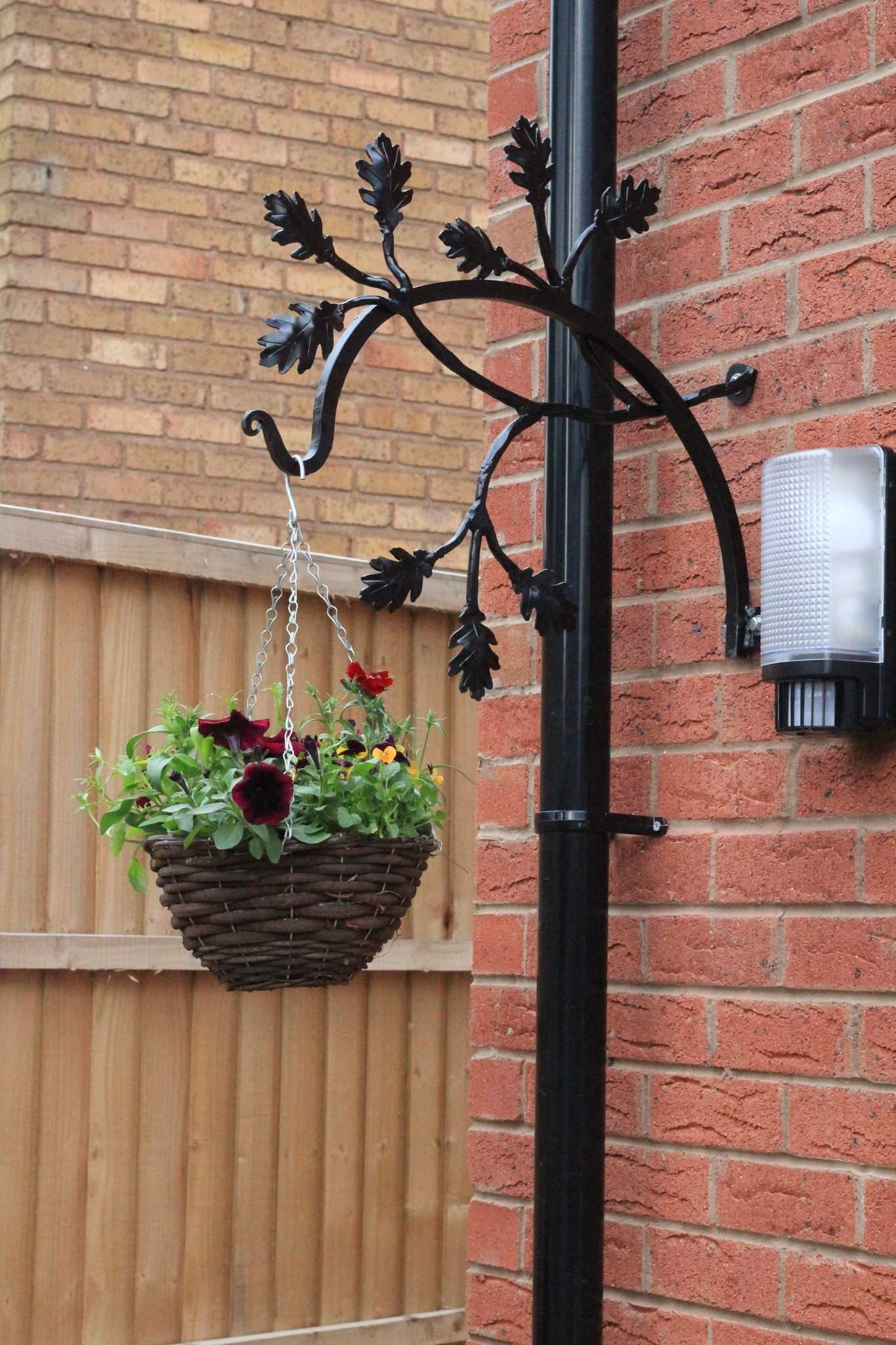 Metal Flower Pot Basket Hanger - Unique Garden decor. 42