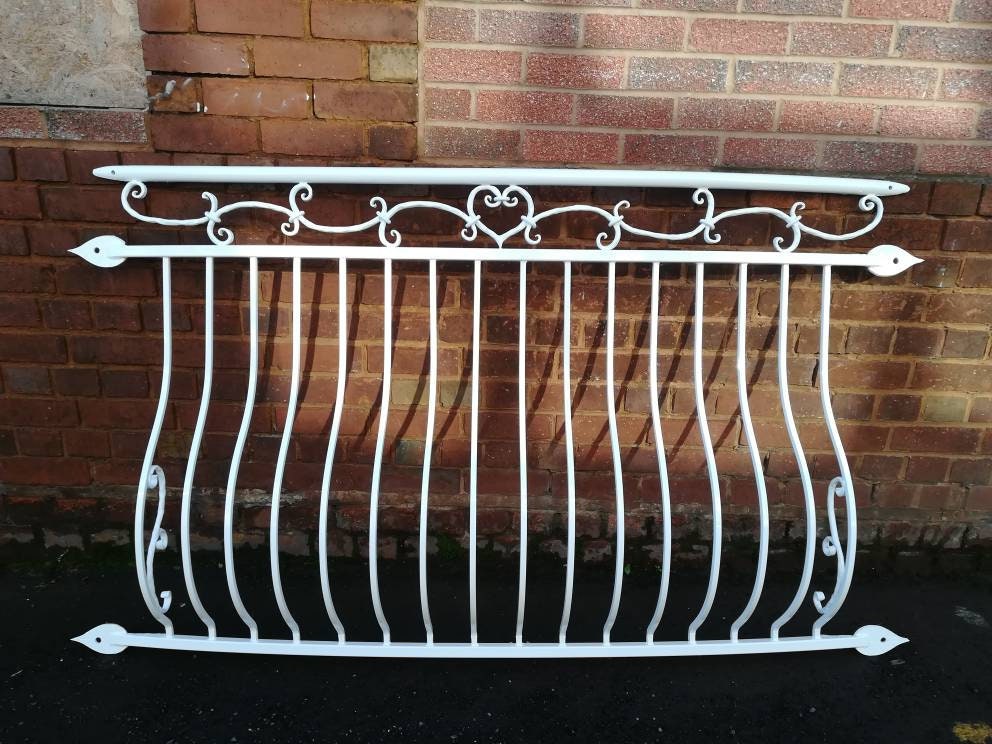 Heart Design Juliet balcony - Wrought iron, Made to measure. 8