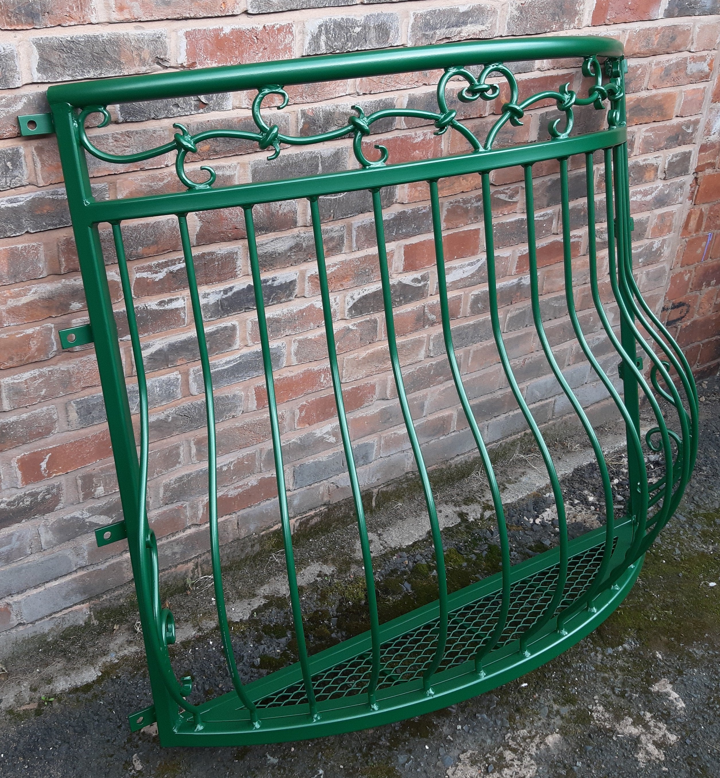 Bespoke Wrought Iron Juliet Balcony with Mesh Floor - Heart Design. 28