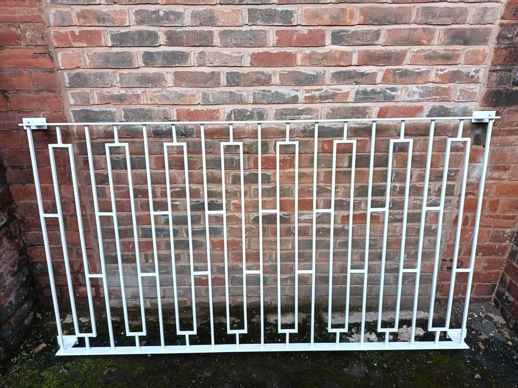 Modern Steel Juliet Balcony - Made to Measure. 7