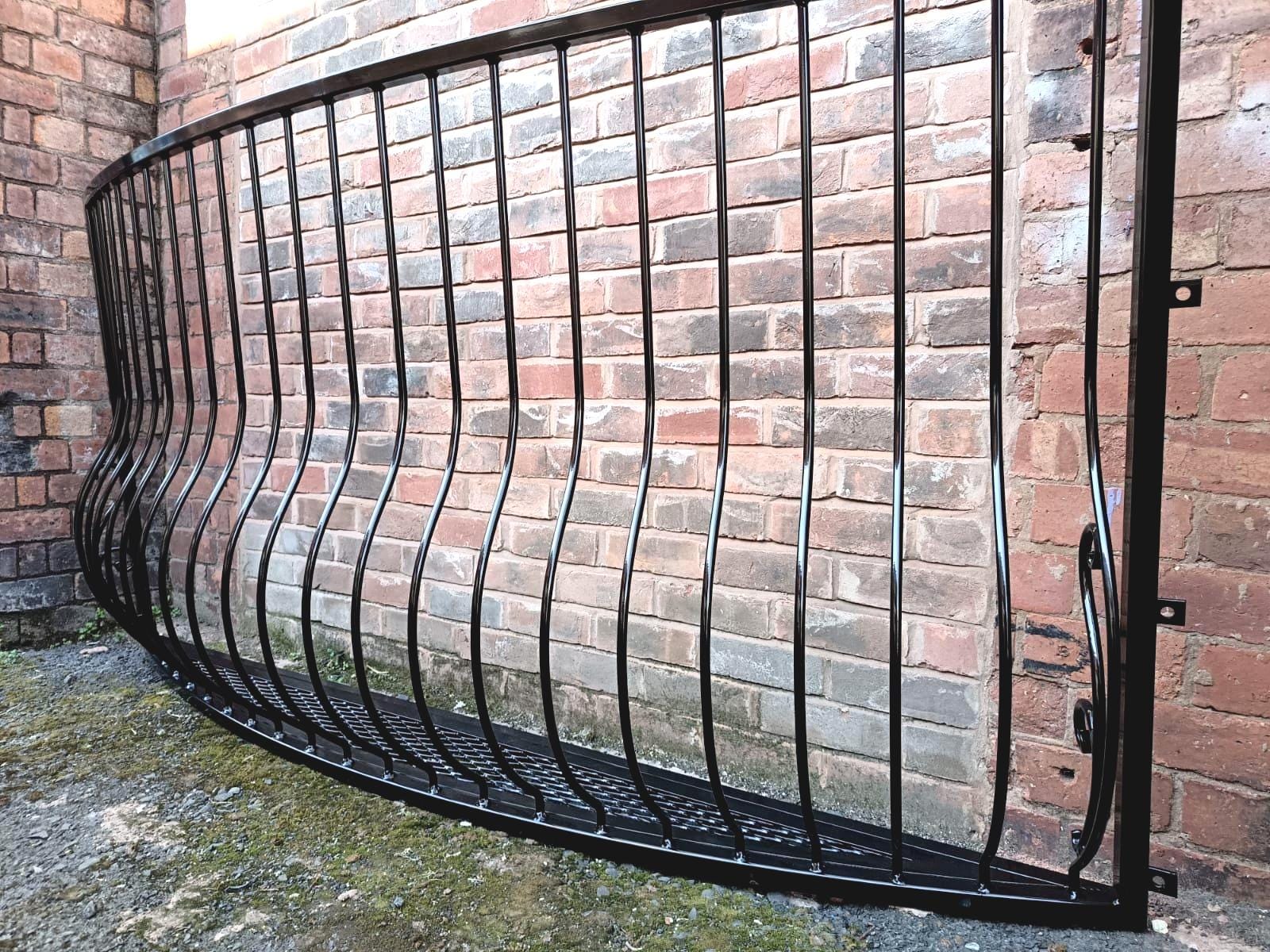 Bespoke Wrought Iron Juliet Balcony with Mesh Floor. 18