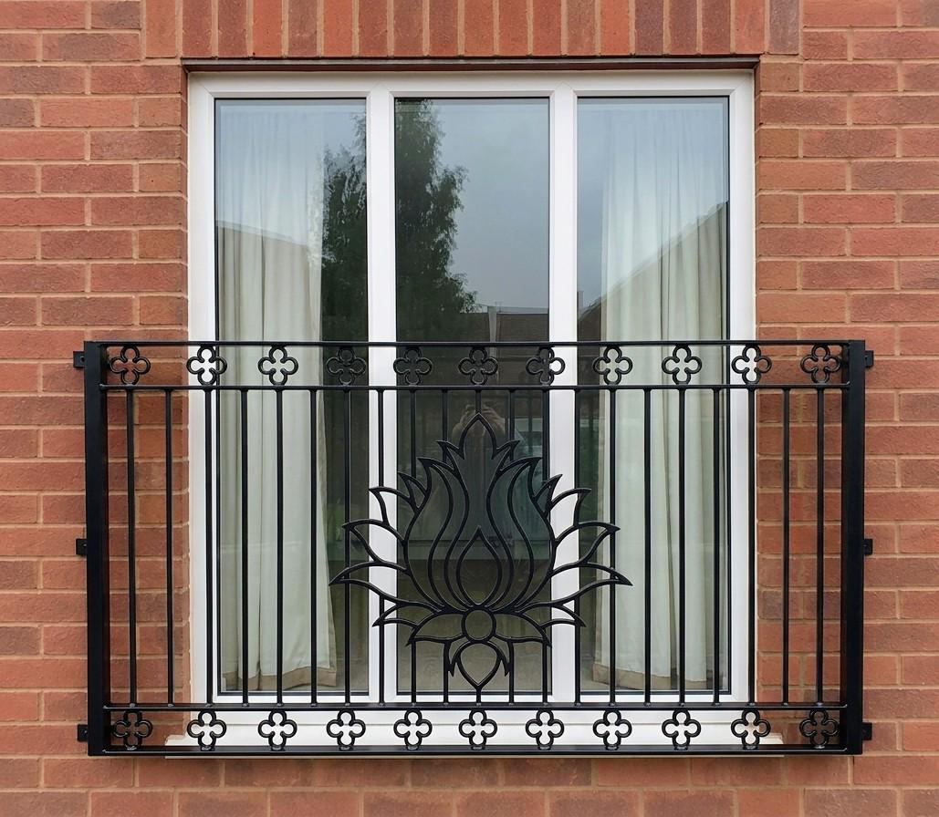 Modern Steel Juliet balcony - Made to measure. 86