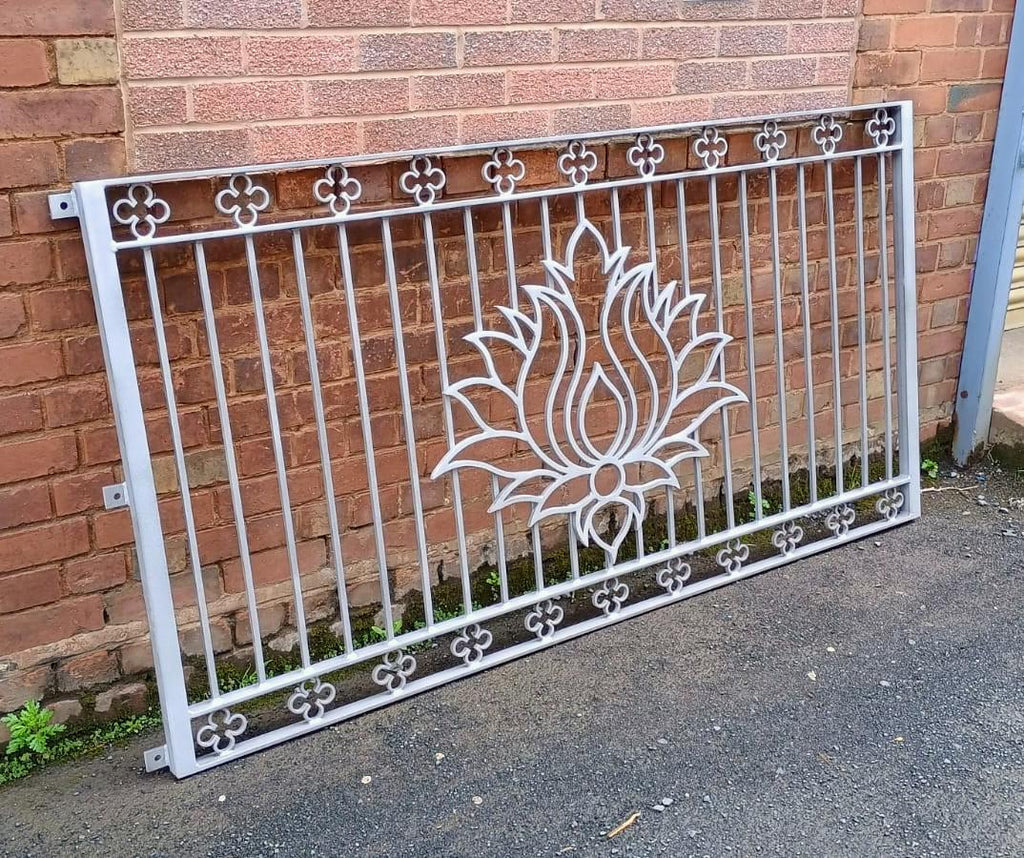 Modern Steel Juliet balcony - Made to measure. 86