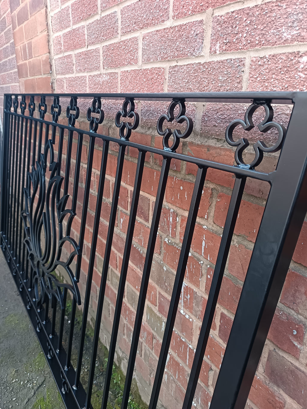 Modern Steel Juliet balcony - Made to measure. 86